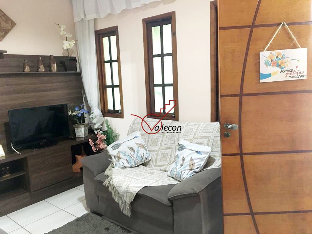 Casa à venda com 2 quartos, 125m² - Foto 4