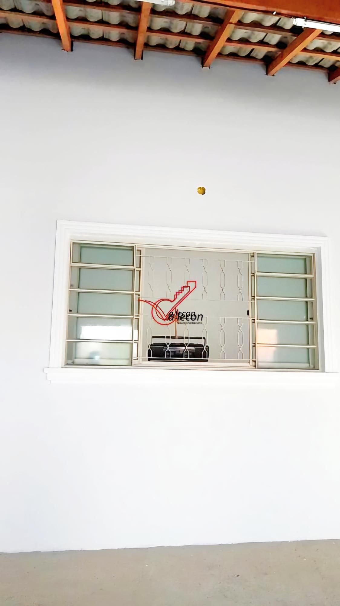 Casa à venda com 2 quartos, 64m² - Foto 7