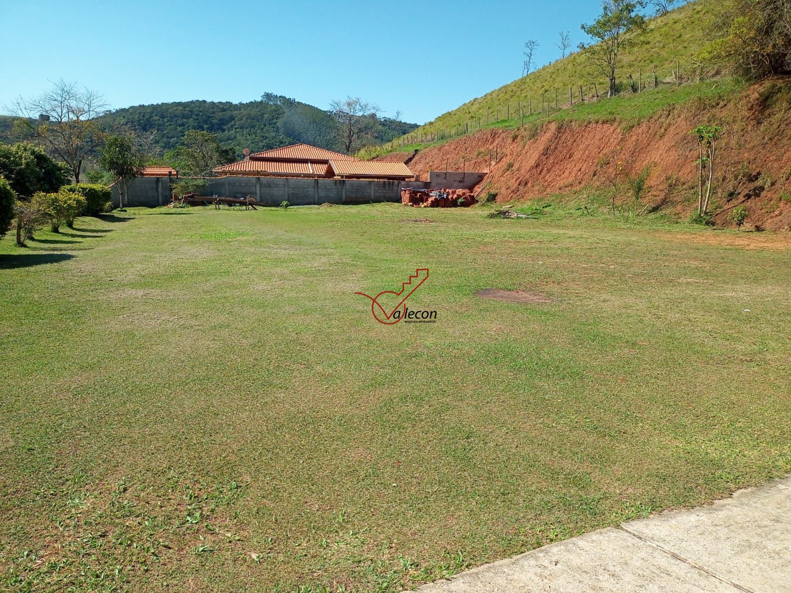 Fazenda à venda com 2 quartos, 160m² - Foto 46