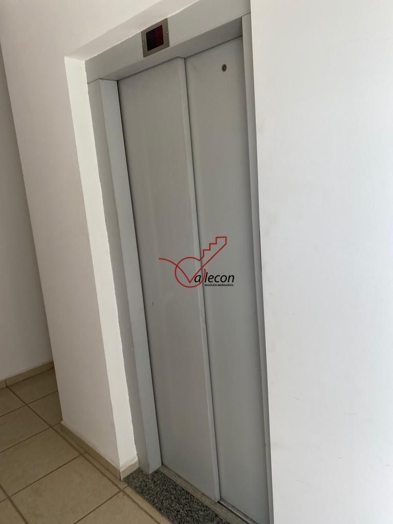 Apartamento à venda com 3 quartos, 118m² - Foto 21