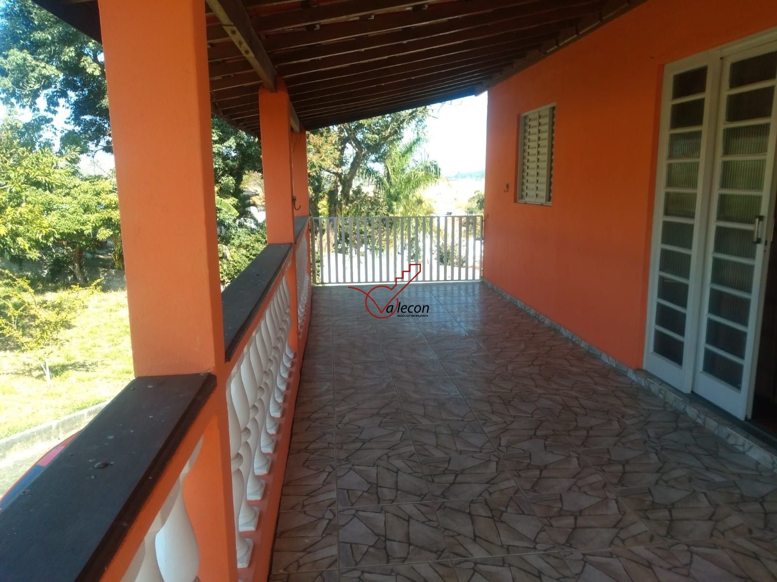 Fazenda à venda com 5 quartos, 211m² - Foto 12