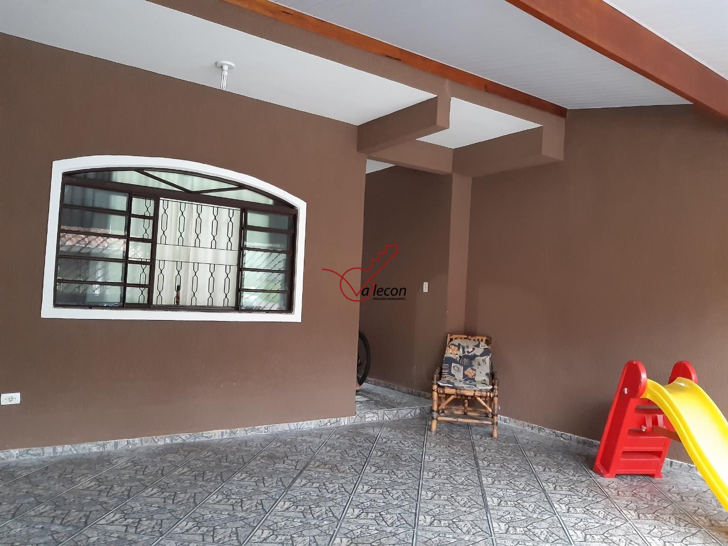 Sobrado à venda com 3 quartos, 168m² - Foto 1