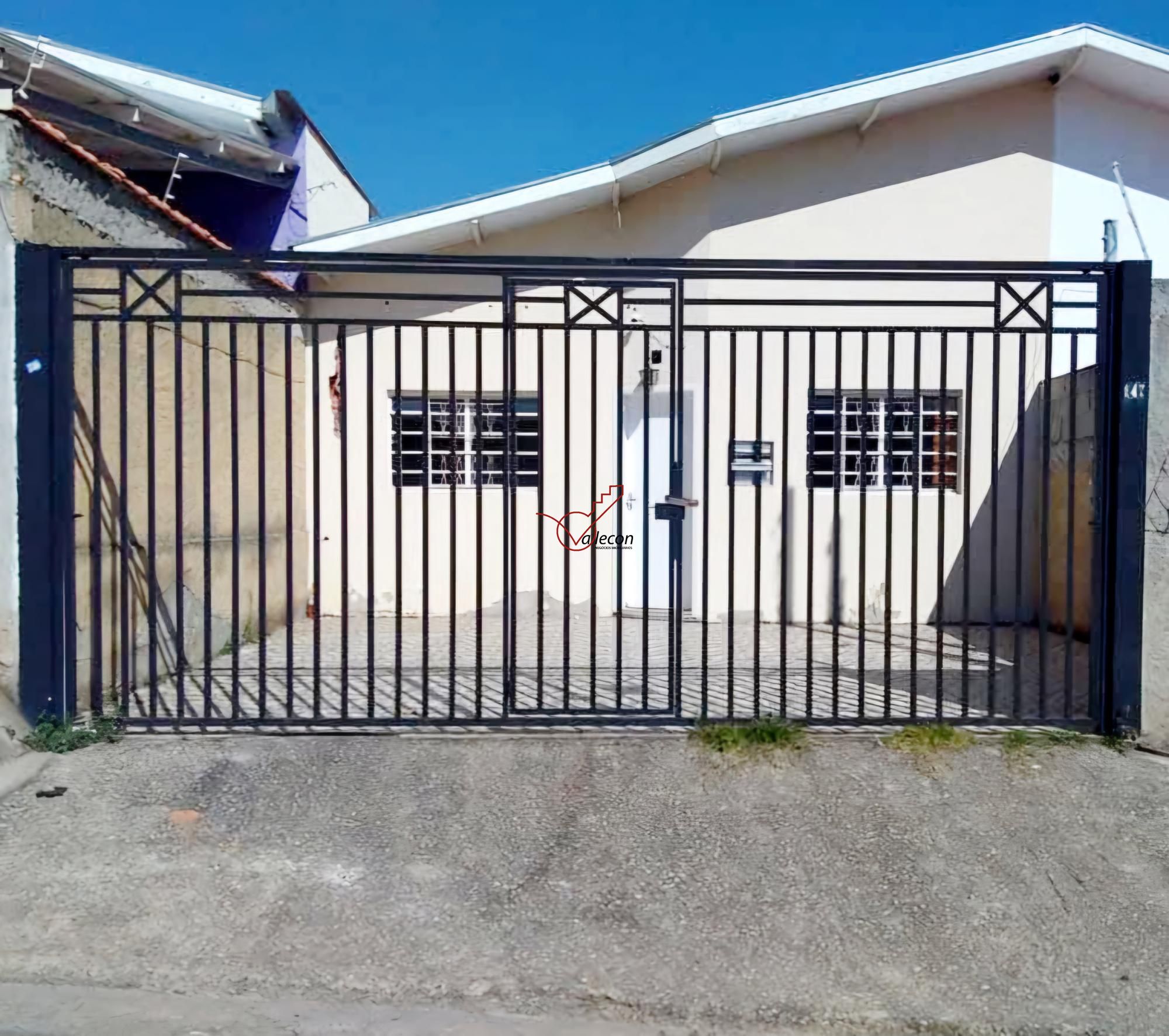 Casa 3 dormitórios à venda - JARDIM SANTA JÚLIA - São José dos Campos.