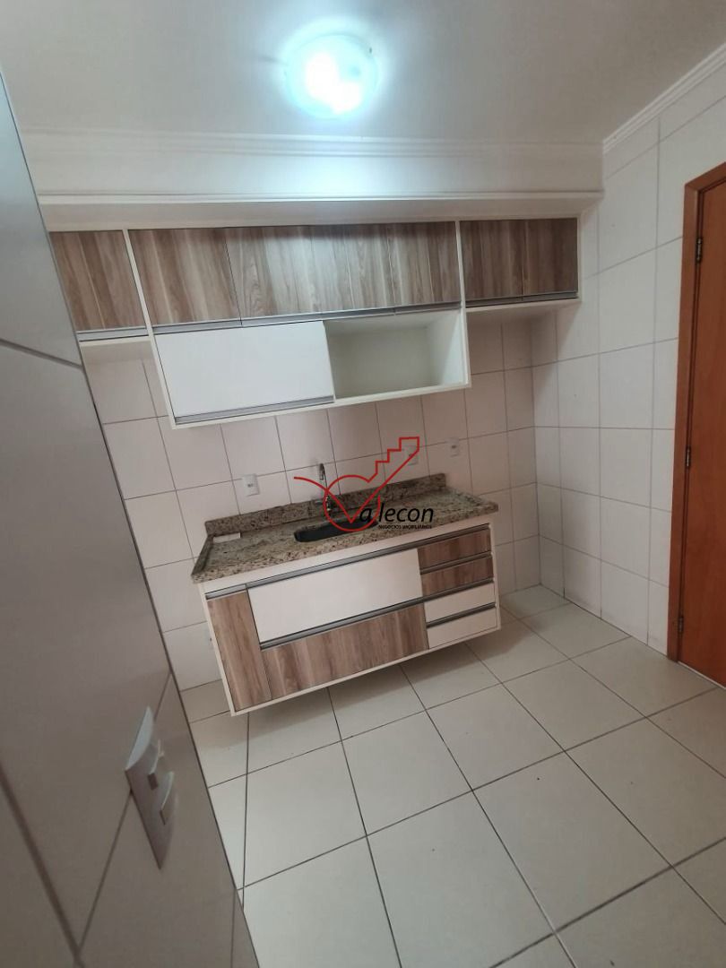 Apartamento à venda com 3 quartos, 76m² - Foto 4