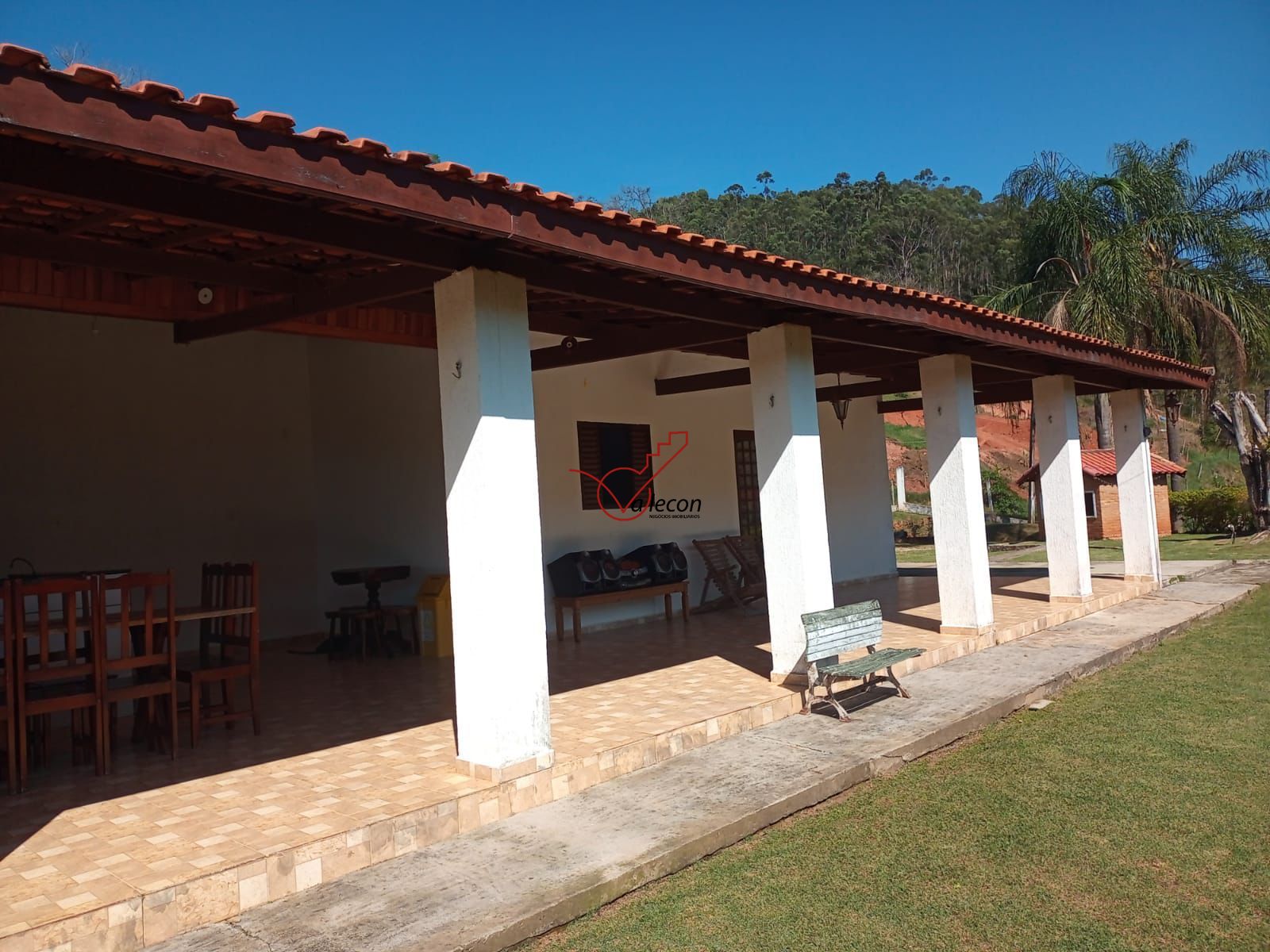 Sítio à venda com 2 quartos, 160m² - Foto 37