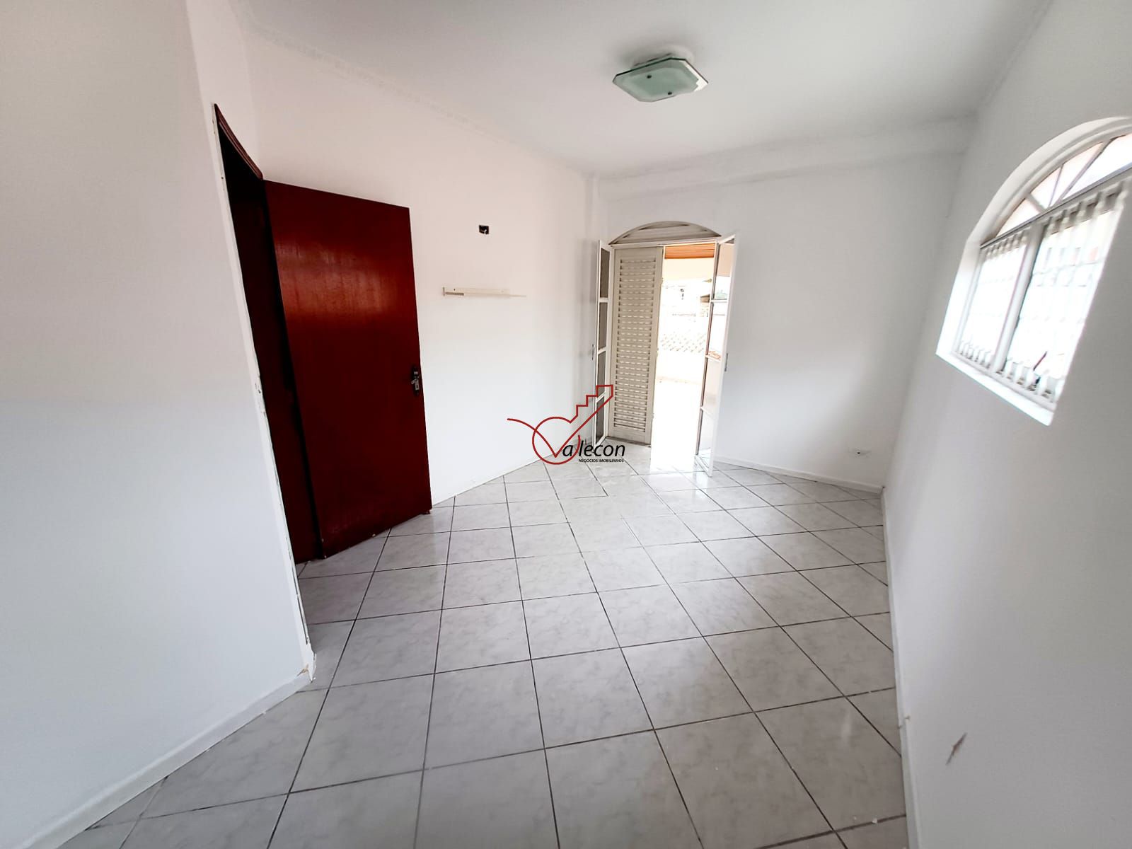 Sobrado à venda com 4 quartos, 325m² - Foto 29