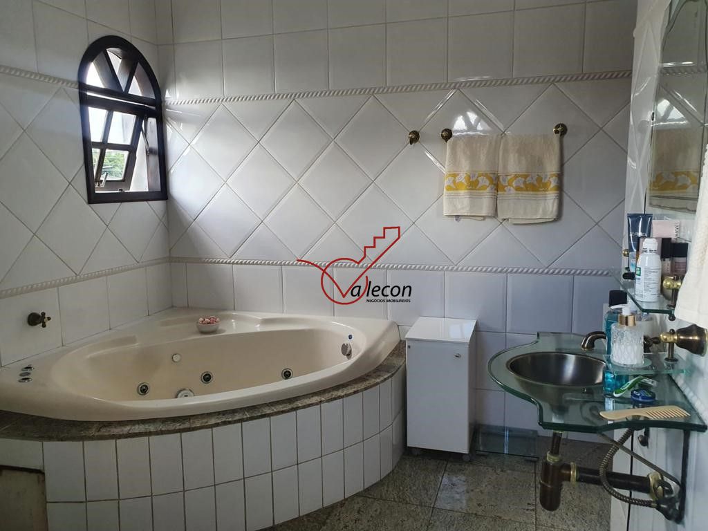 Casa à venda com 3 quartos, 237m² - Foto 12