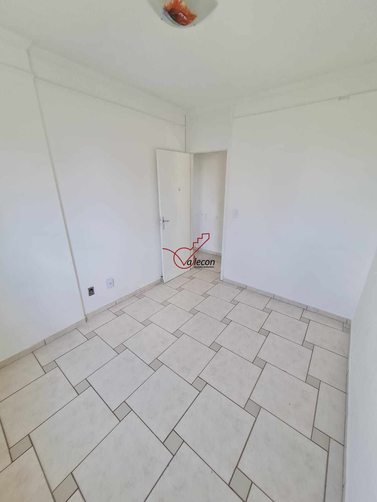 Apartamento à venda e aluguel com 4 quartos, 106m² - Foto 3