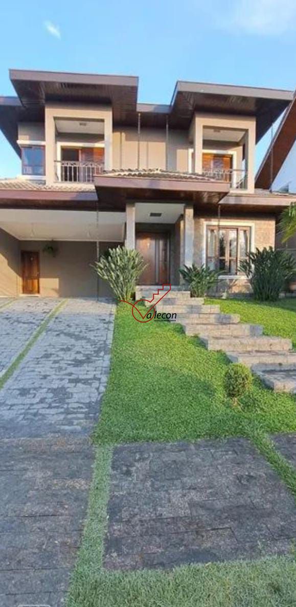 Sobrado à venda com 4 quartos, 207m² - Foto 1