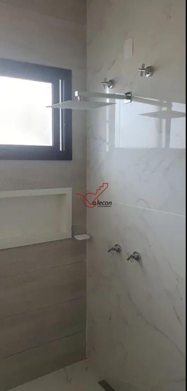 Casa à venda com 3 quartos, 179m² - Foto 12