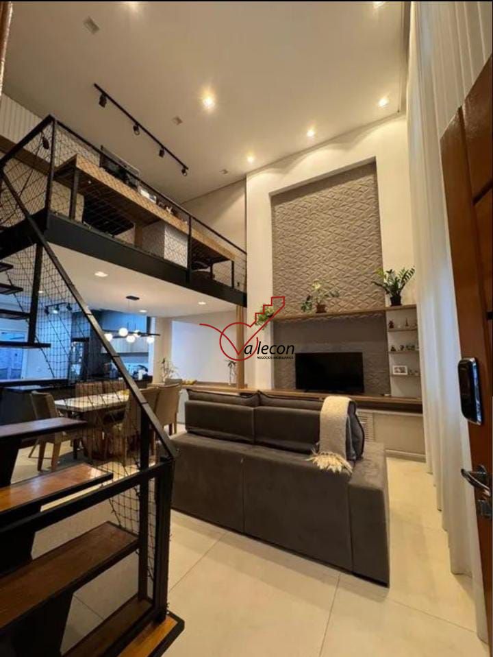 Casa à venda com 3 quartos, 160m² - Foto 1