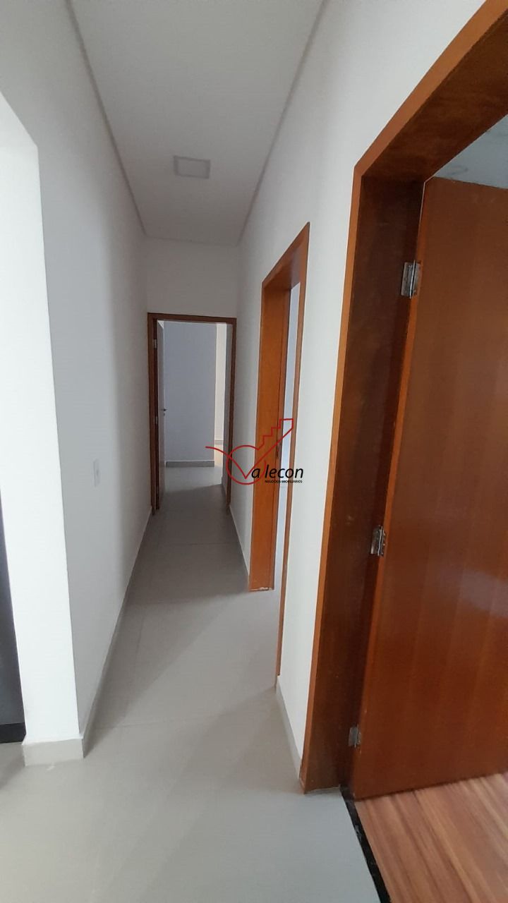 Casa à venda com 3 quartos, 300m² - Foto 16