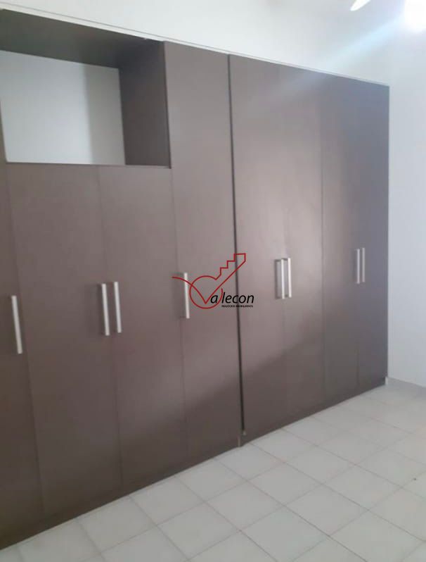 Casa à venda com 5 quartos, 217m² - Foto 8