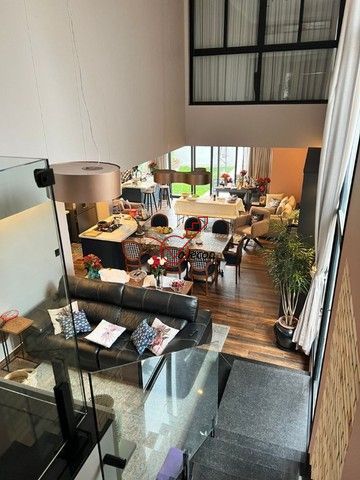 Casa de Condomínio à venda com 4 quartos, 330m² - Foto 4