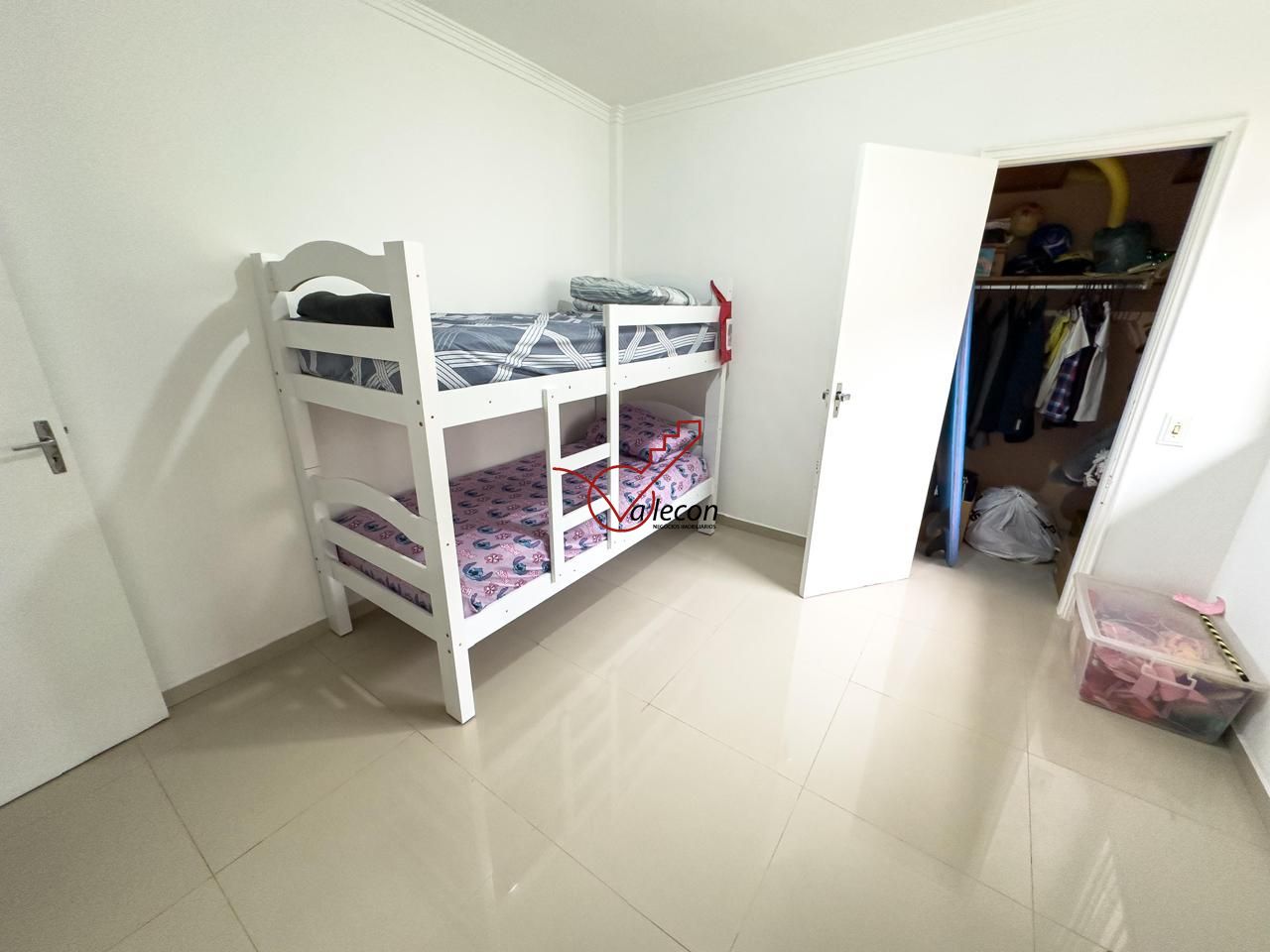 Casa à venda com 3 quartos, 194m² - Foto 17