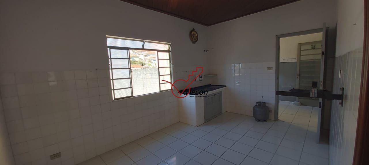 Casa à venda com 2 quartos, 100m² - Foto 5