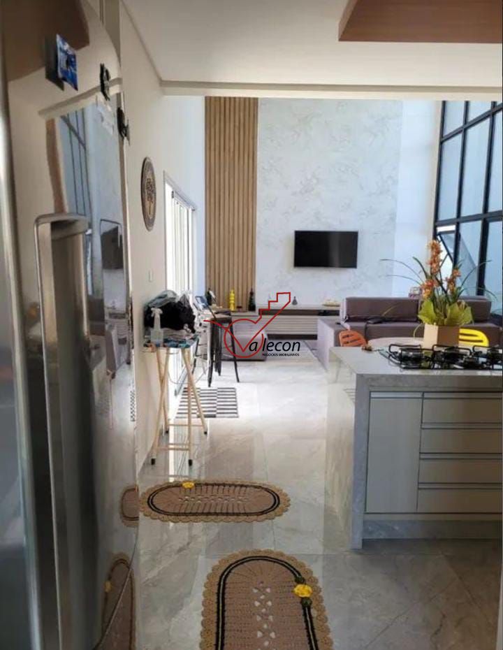 Casa à venda com 3 quartos, 300m² - Foto 14