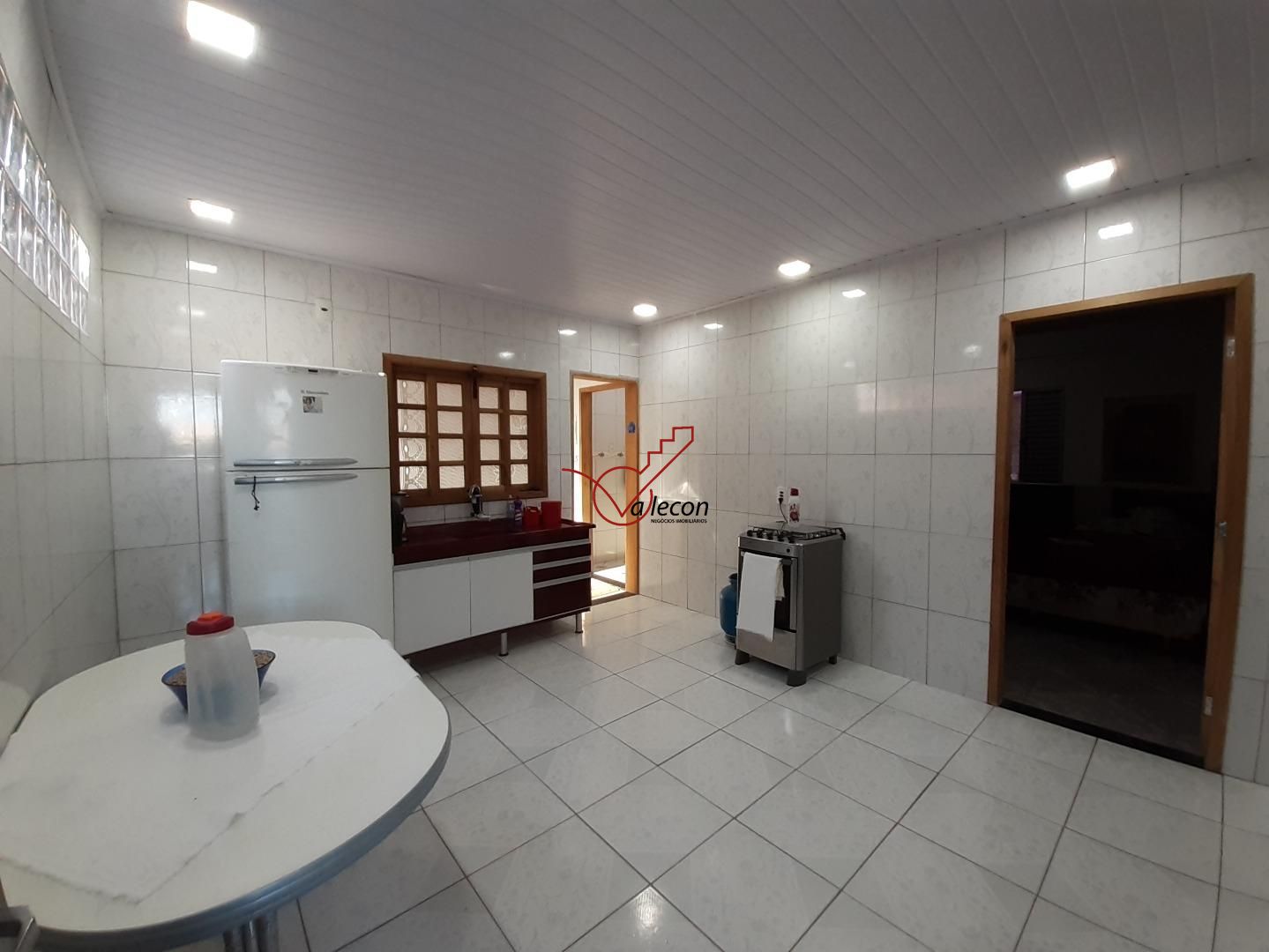 Casa à venda com 3 quartos, 128m² - Foto 5