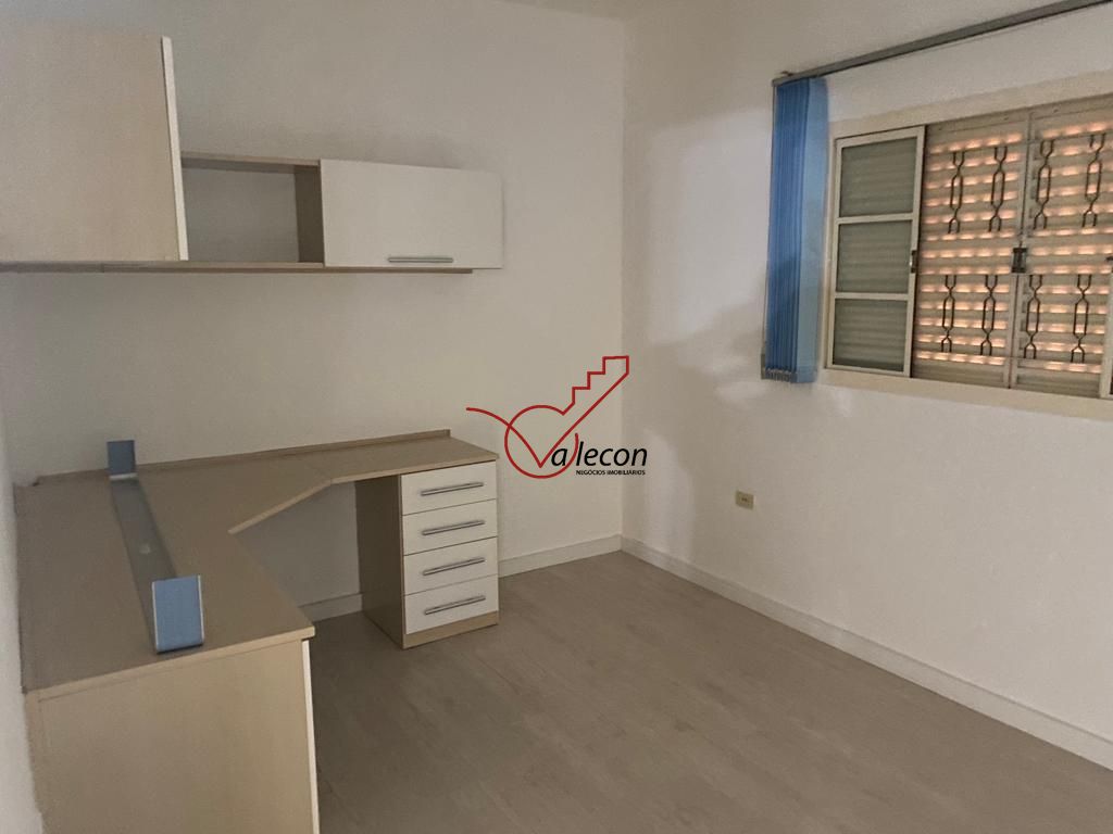 Casa à venda com 3 quartos, 181m² - Foto 16