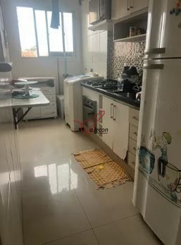 Apartamento à venda com 3 quartos, 73m² - Foto 2