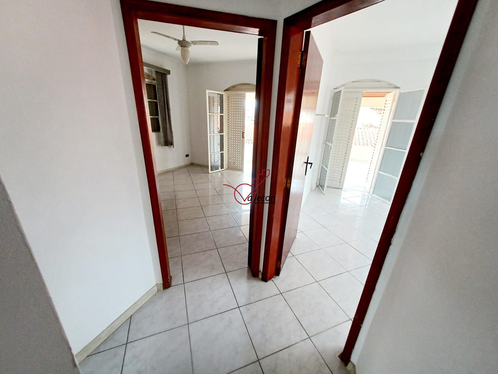 Sobrado à venda com 4 quartos, 325m² - Foto 31