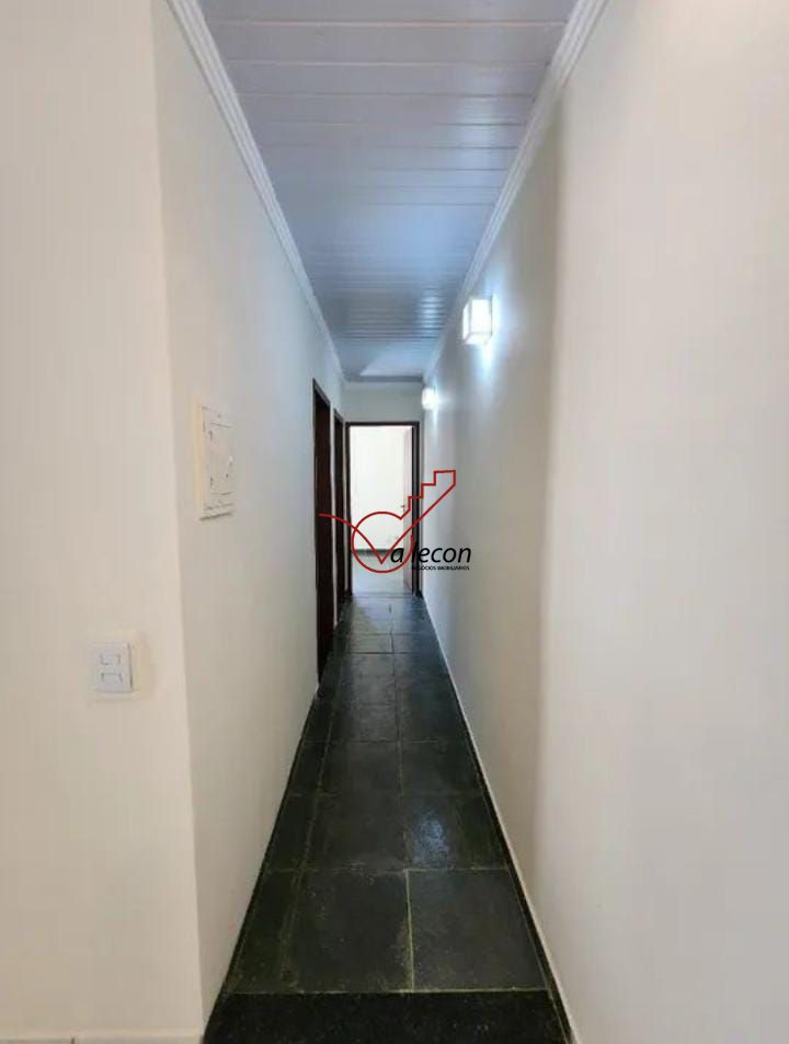 Casa à venda com 2 quartos, 90m² - Foto 8