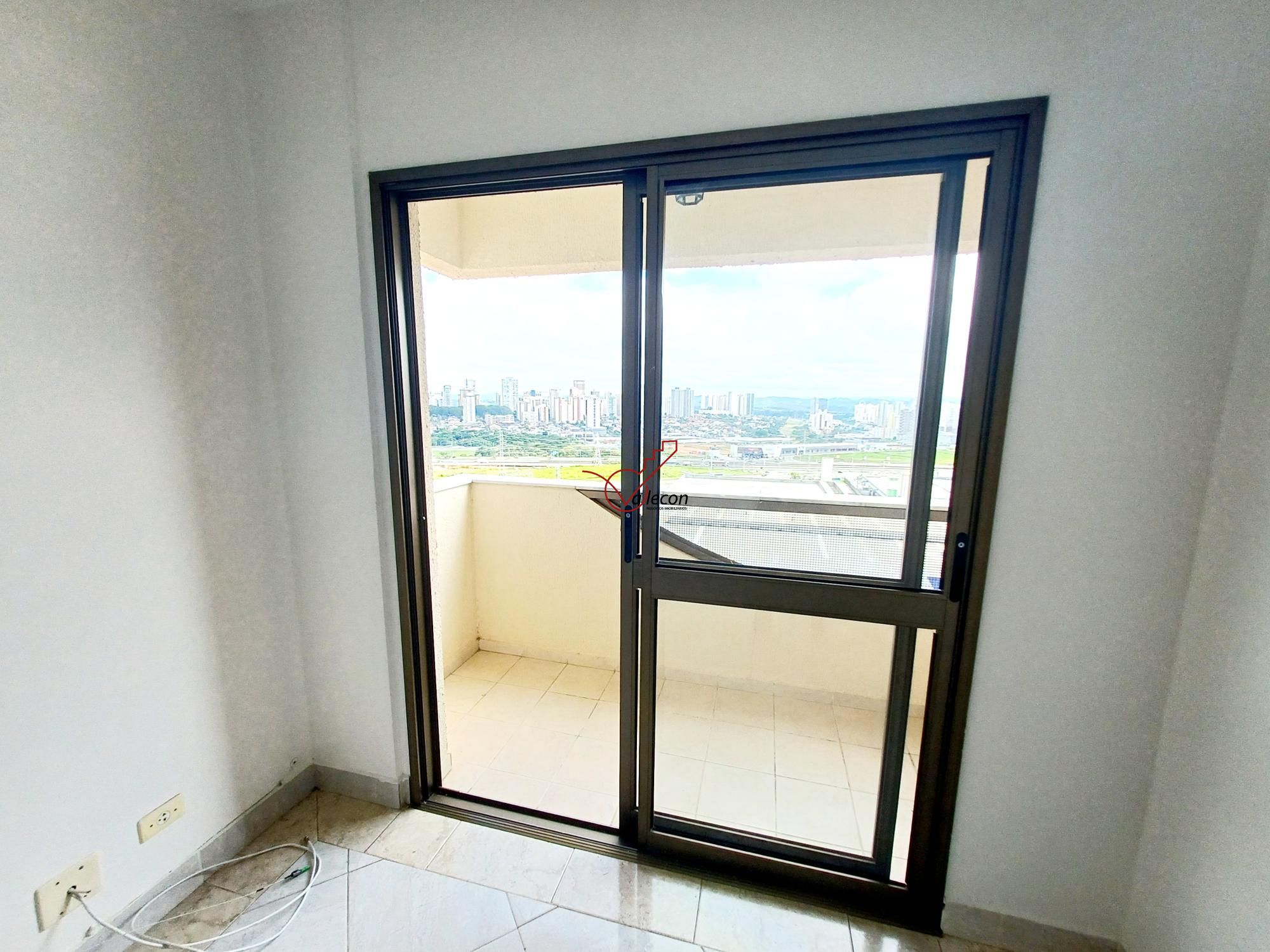 Apartamento para alugar com 2 quartos, 65m² - Foto 9