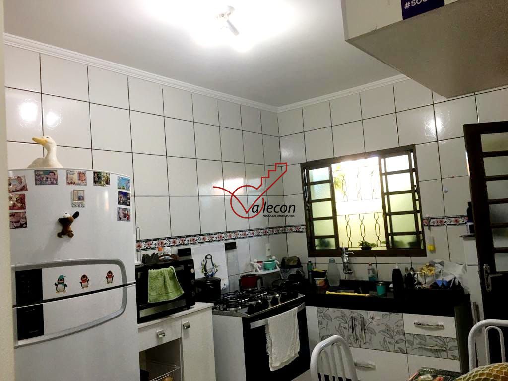 Casa à venda com 2 quartos, 125m² - Foto 6