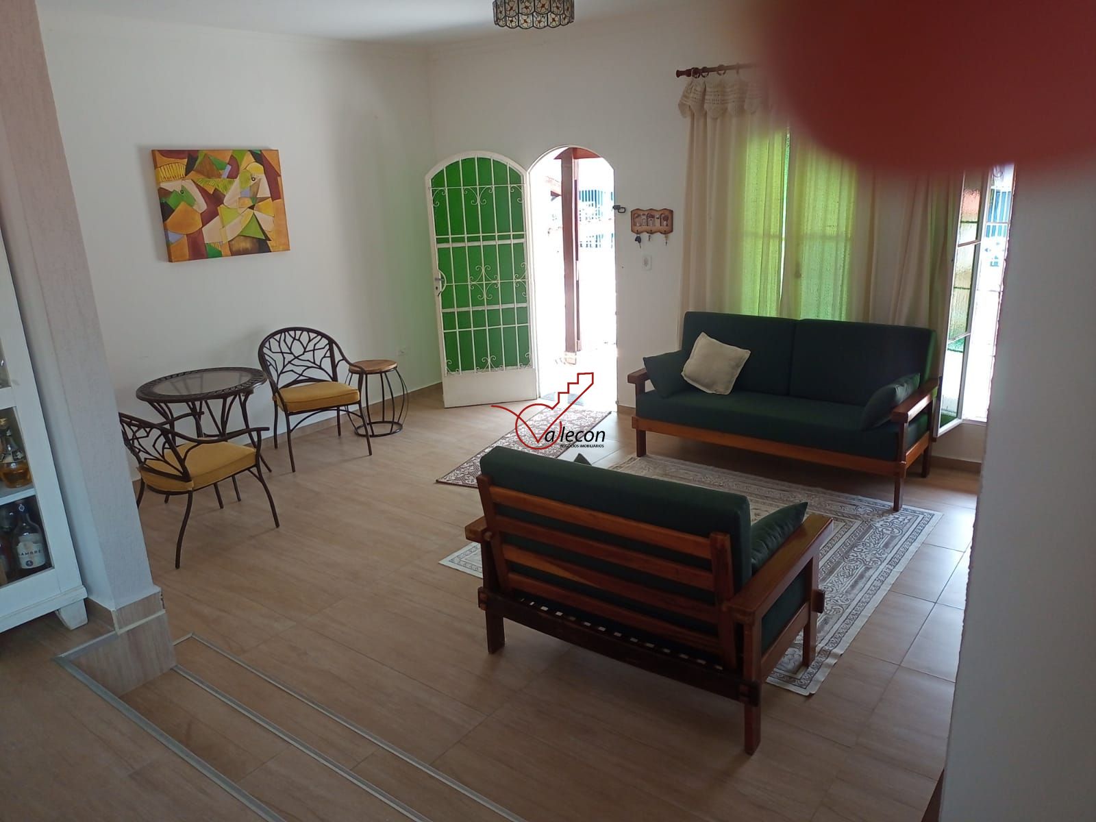 Casa à venda com 3 quartos, 170m² - Foto 1