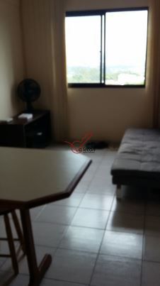 Apartamento à venda com 1 quarto, 70m² - Foto 2