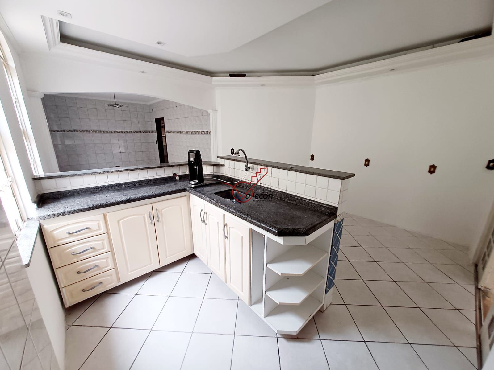 Sobrado à venda com 4 quartos, 325m² - Foto 4