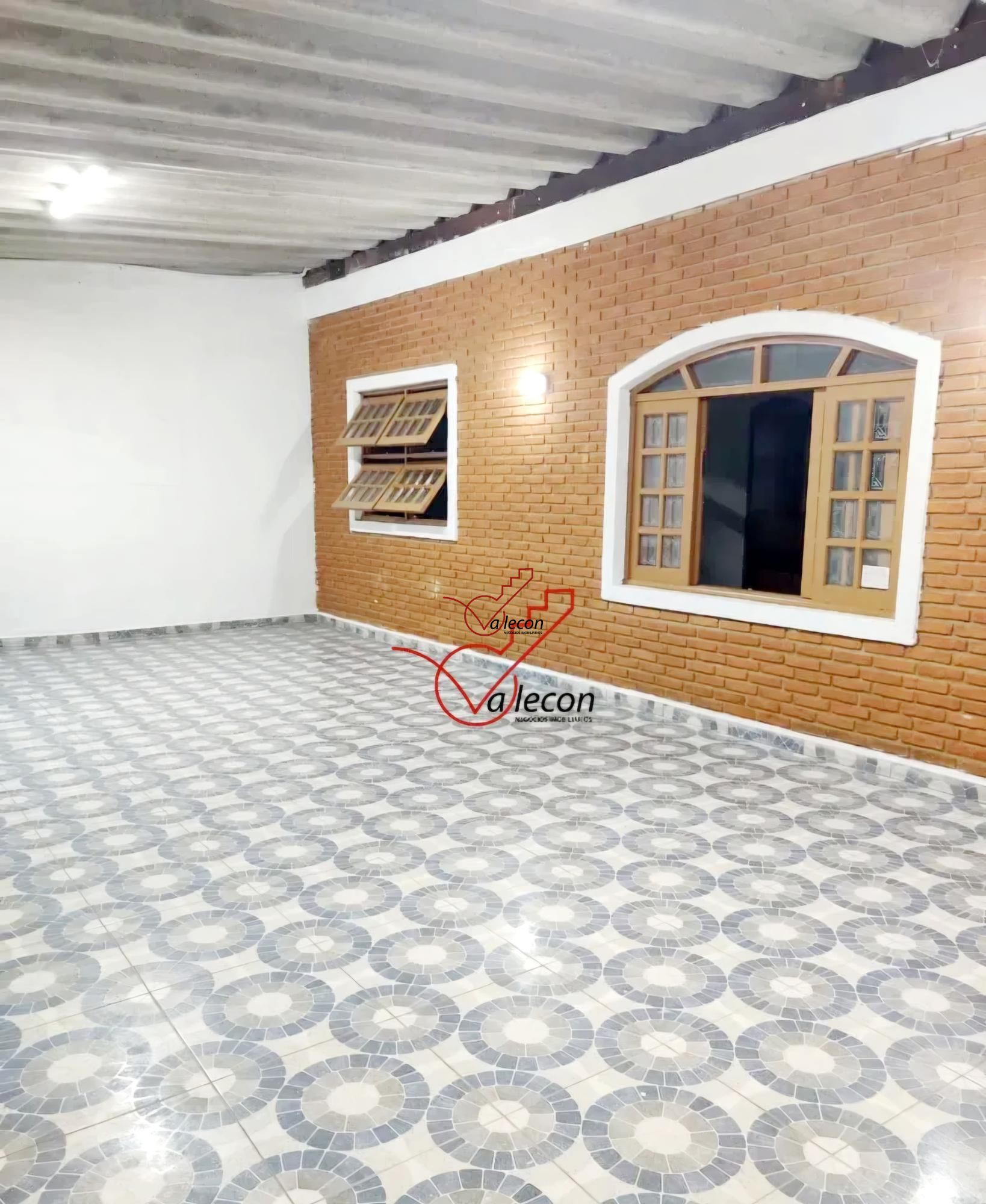 Casa com Edícula com 4 dormitórios à Venda no Jardim Satélite em SJCampos.