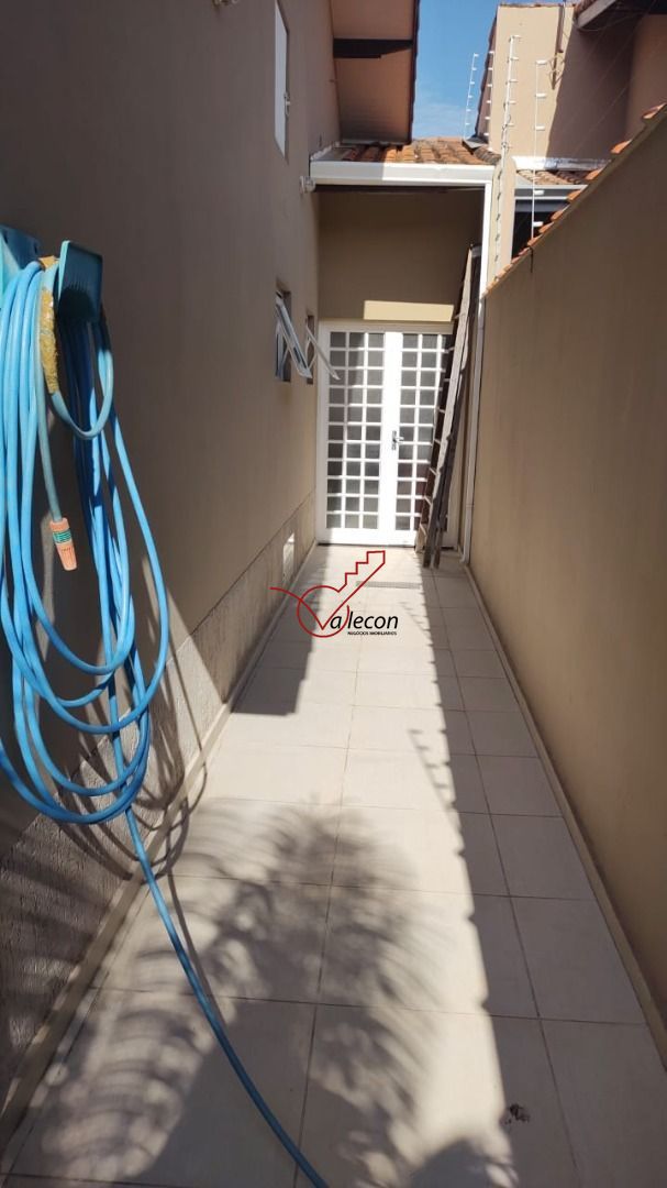 Casa à venda com 3 quartos, 160m² - Foto 6