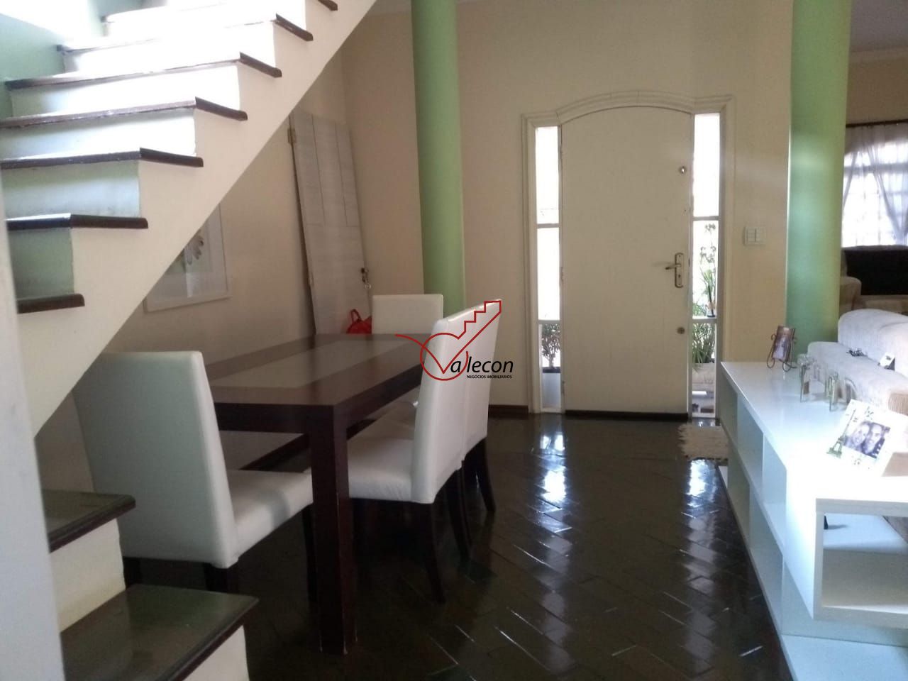 Sobrado à venda com 3 quartos, 196m² - Foto 2