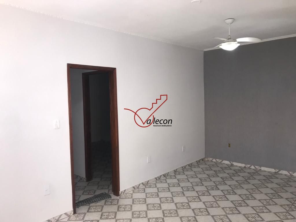 Casa à venda com 2 quartos, 91m² - Foto 14