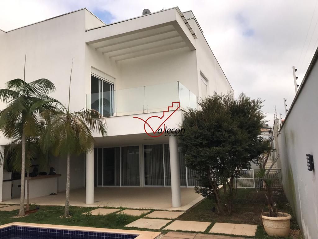 Sobrado à venda com 4 quartos, 634m² - Foto 1