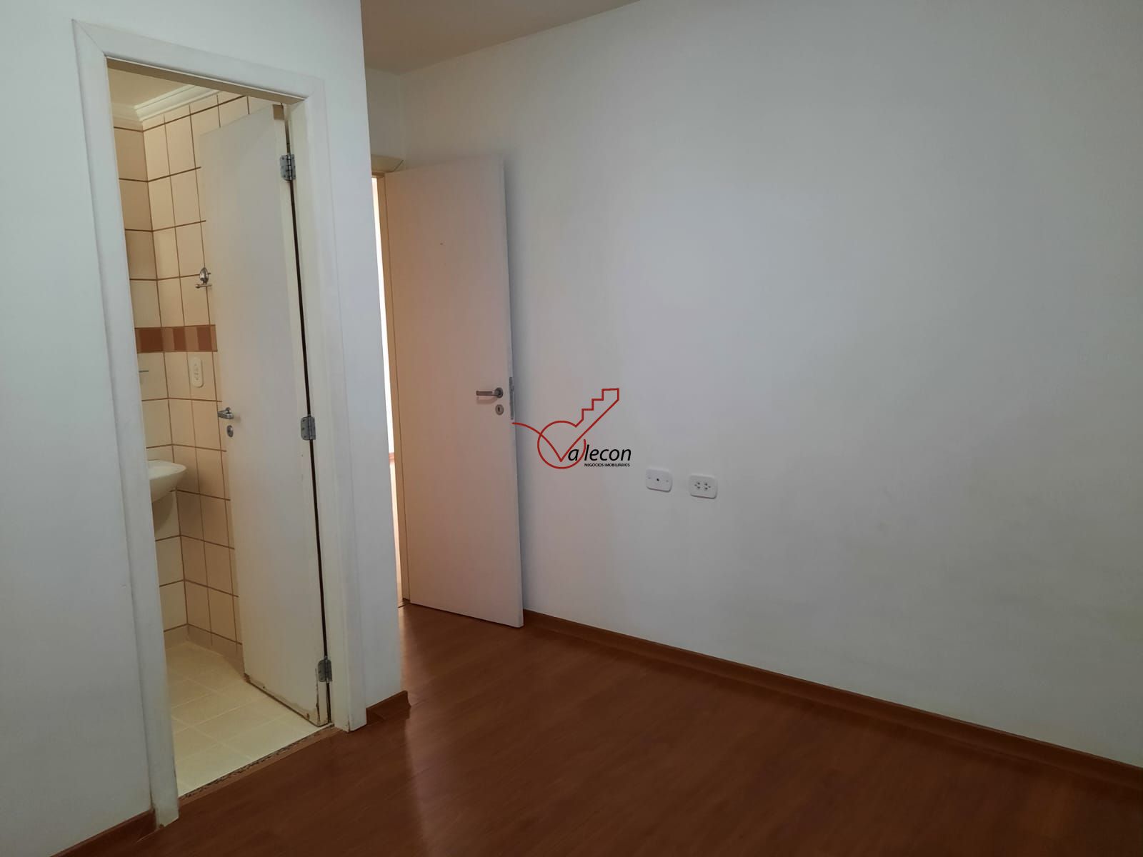 Apartamento à venda com 2 quartos, 60m² - Foto 6