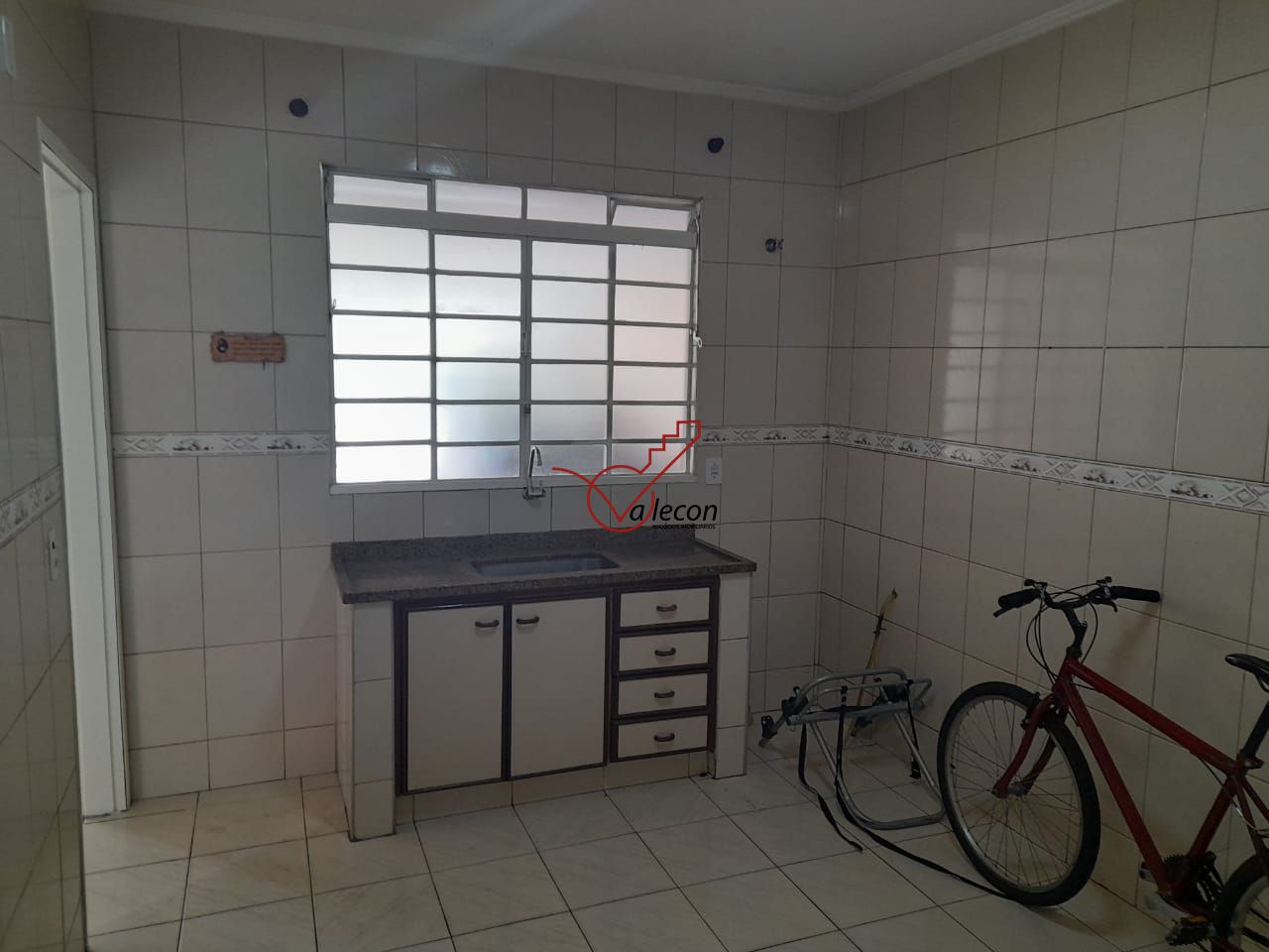 Casa à venda com 3 quartos, 200m² - Foto 10