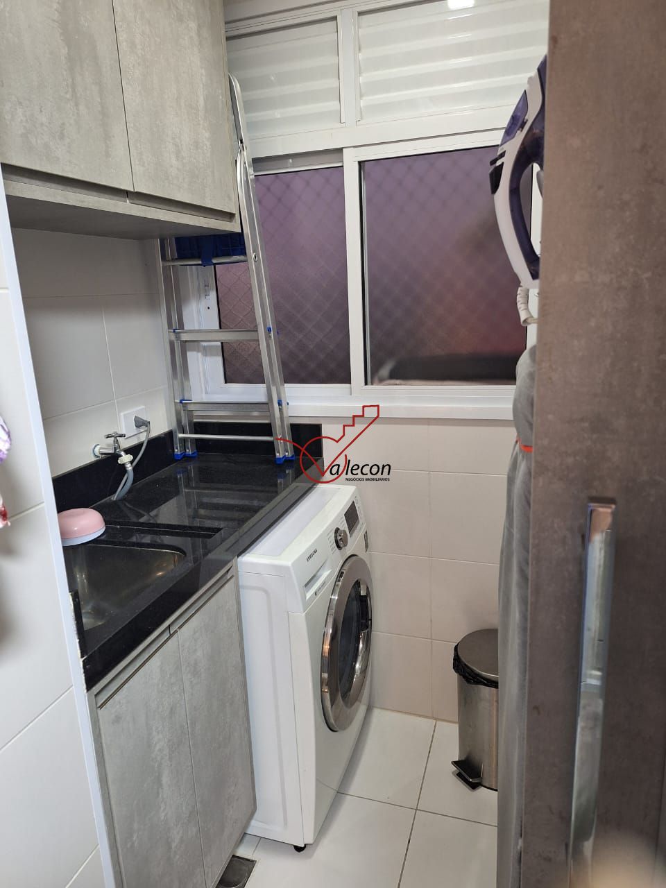 Apartamento à venda com 2 quartos, 65m² - Foto 12