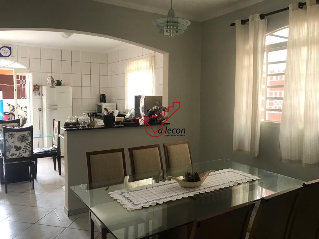 Sobrado à venda com 3 quartos, 188m² - Foto 5