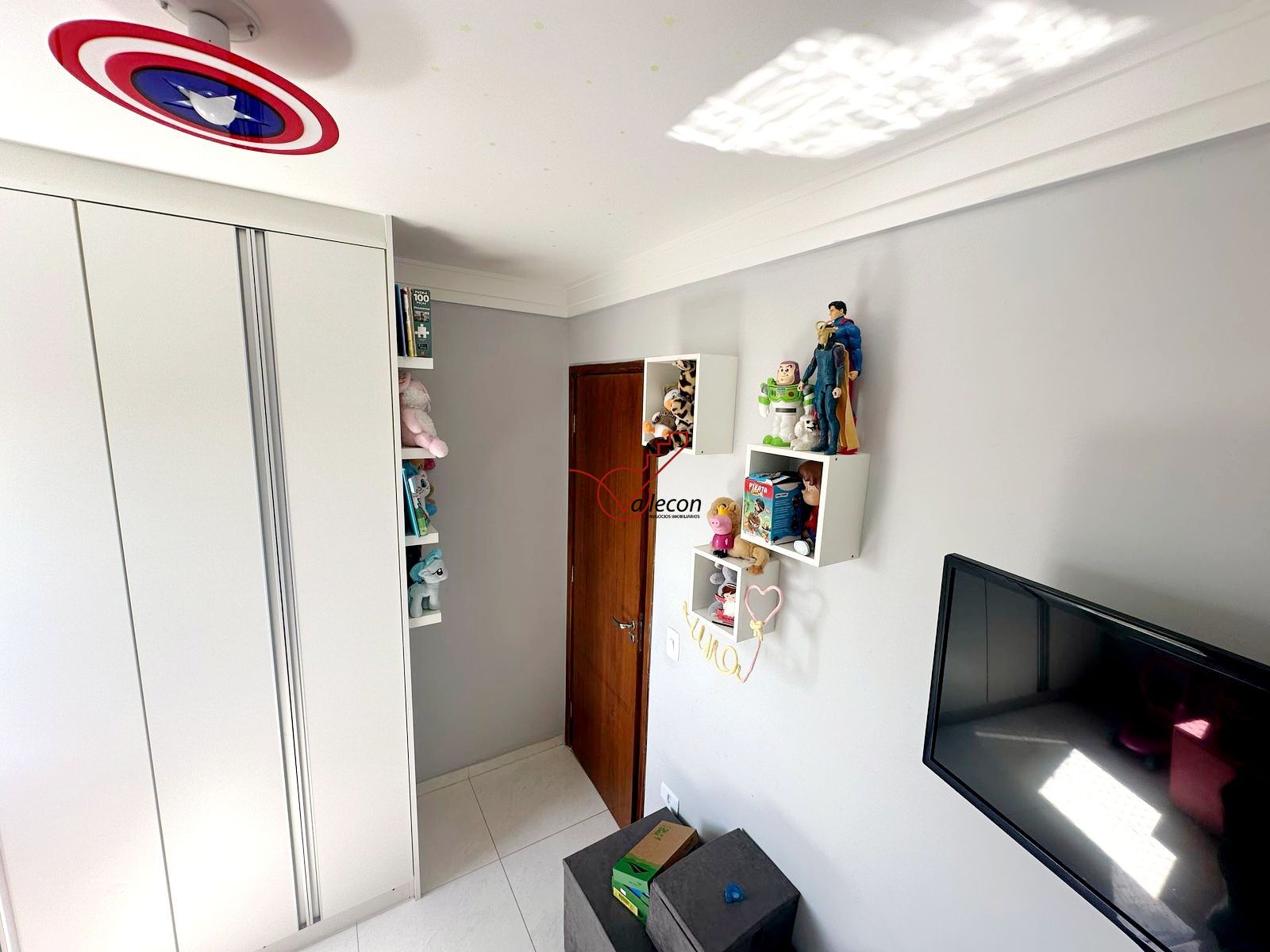 Apartamento à venda com 2 quartos, 57m² - Foto 13