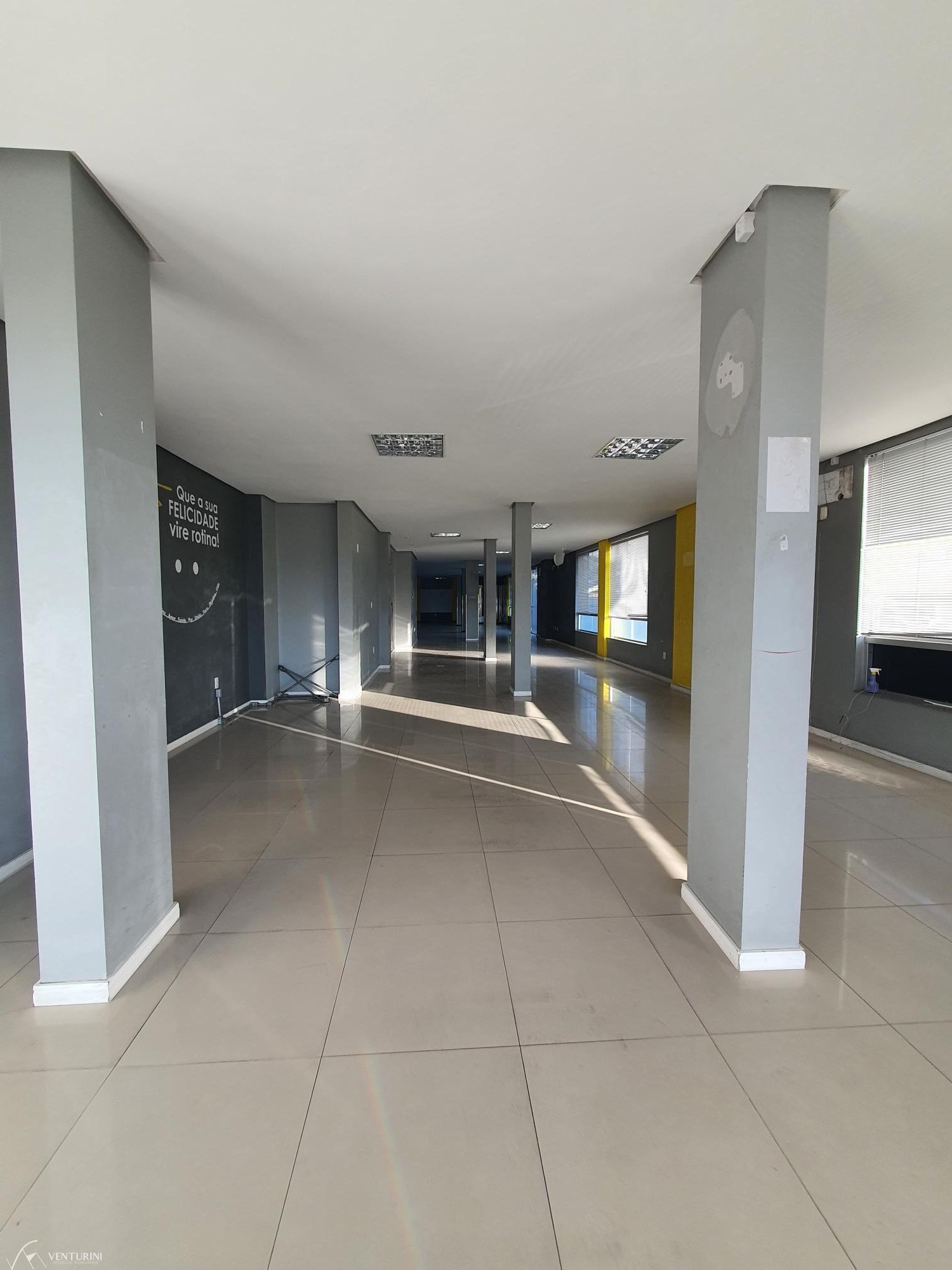 Loja-Salão à venda e aluguel com 1 quarto, 232m² - Foto 5