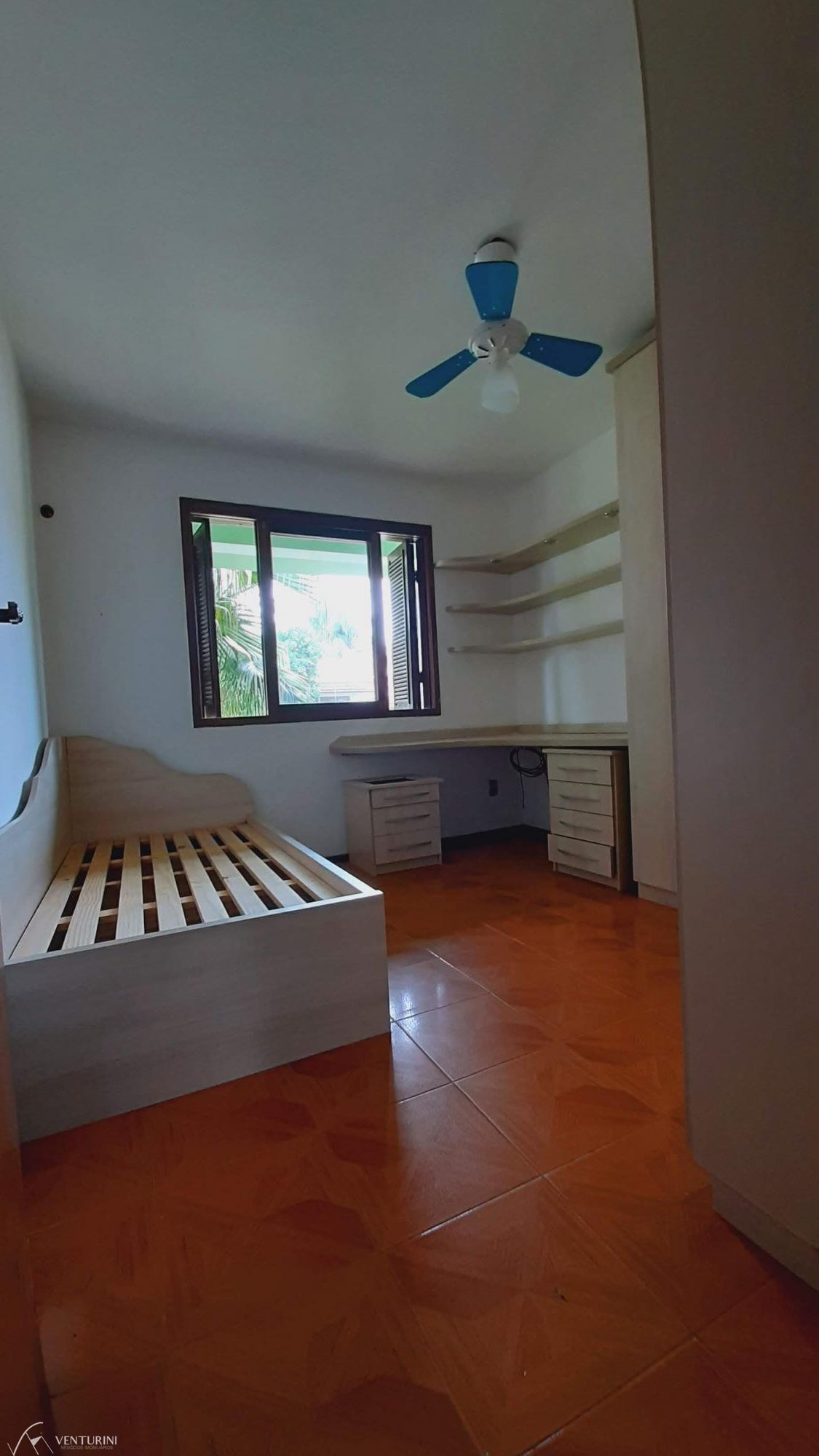 Casa à venda com 3 quartos, 183m² - Foto 10