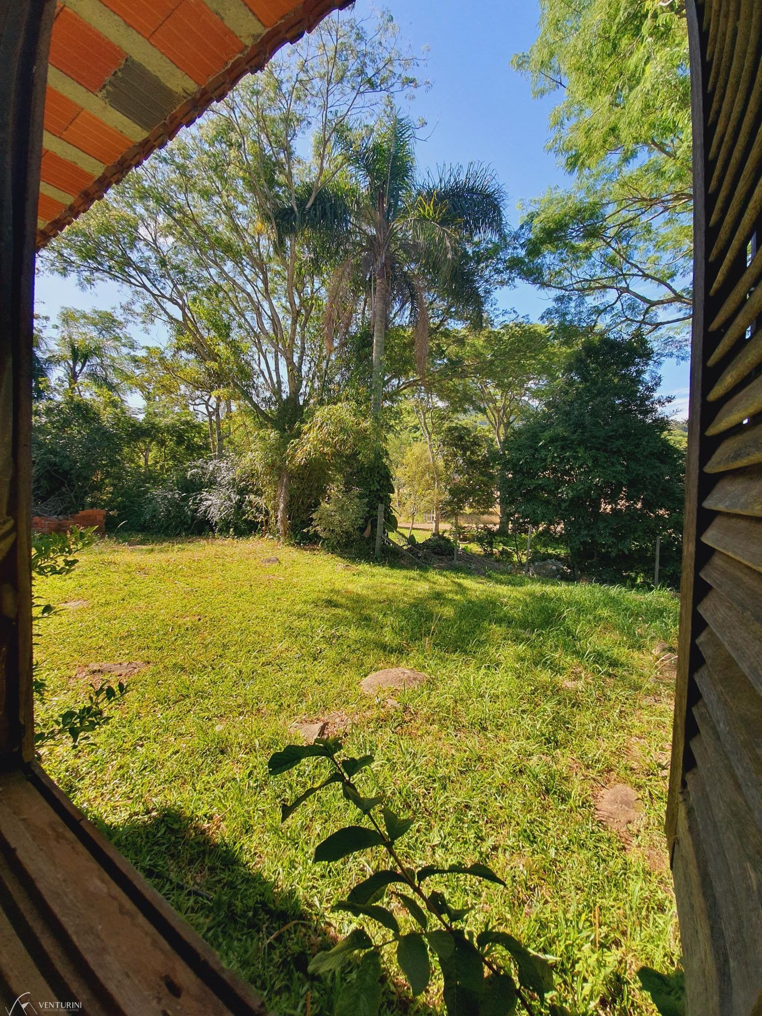 Chácara à venda com 4 quartos, 231m² - Foto 9