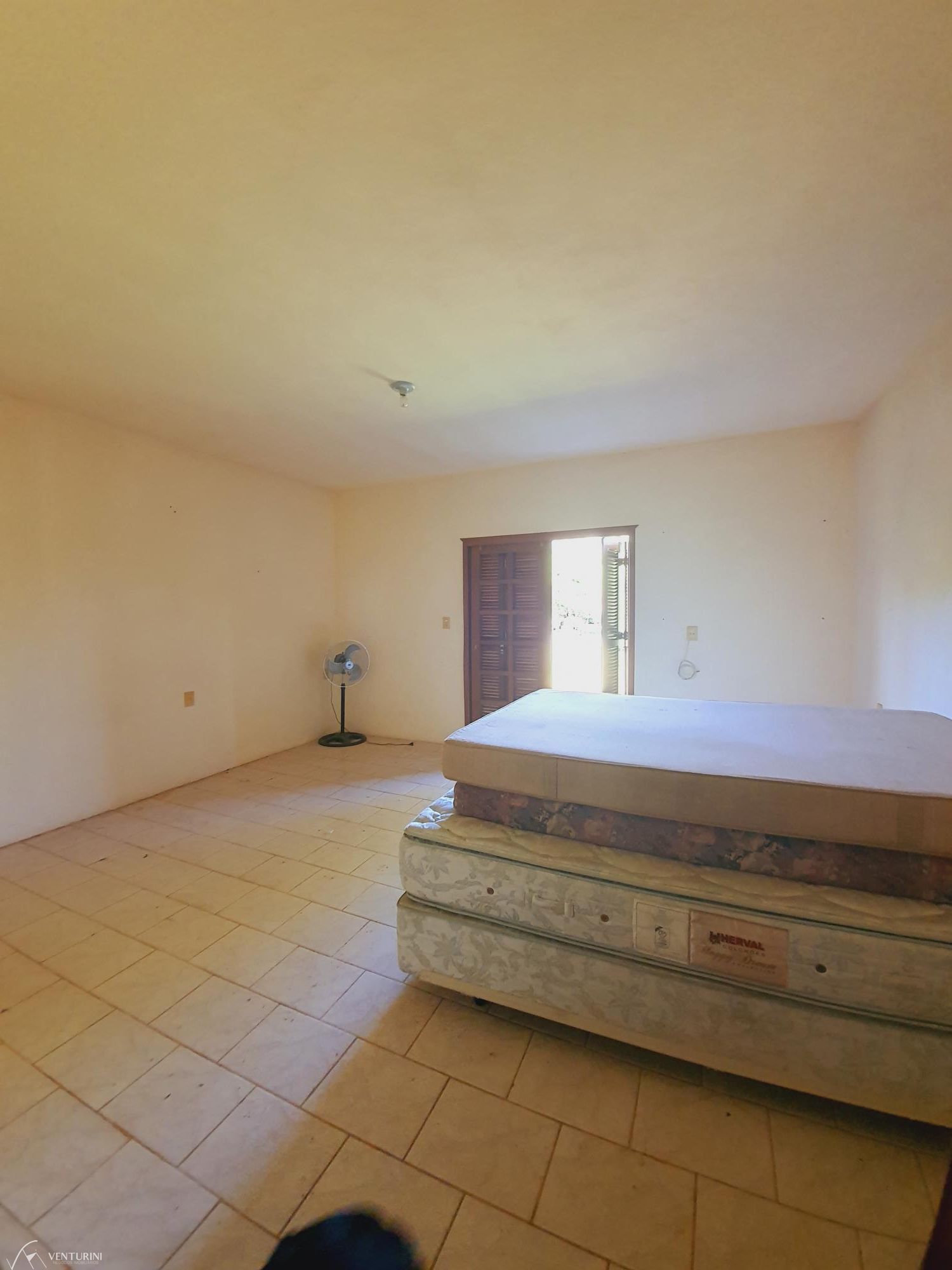Chácara à venda com 4 quartos, 231m² - Foto 8