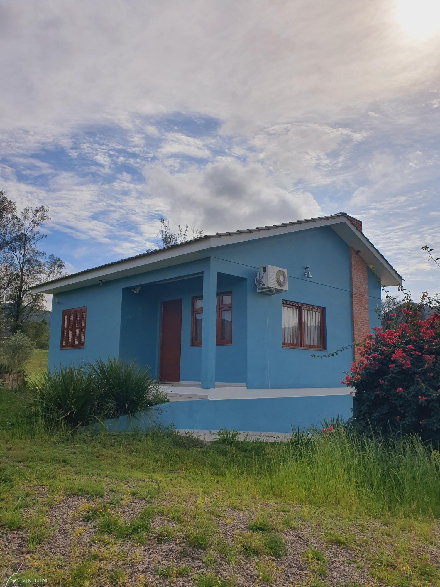 Chácara à venda com 1 quarto, 70m² - Foto 2