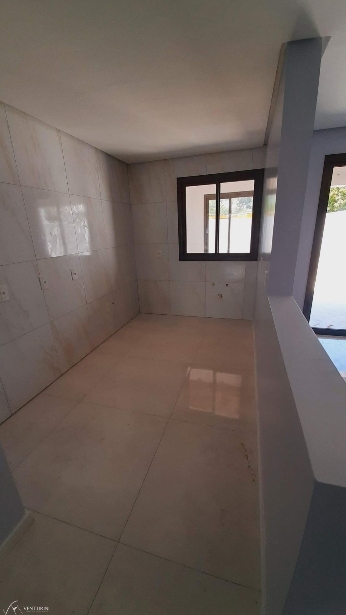 Casa à venda com 3 quartos, 173m² - Foto 5