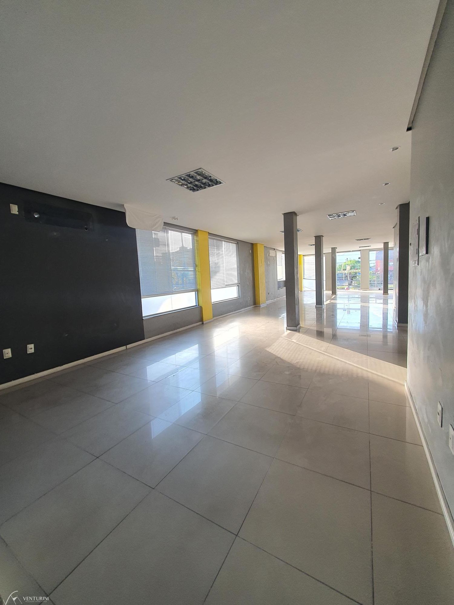 Loja-Salão à venda e aluguel com 1 quarto, 232m² - Foto 11