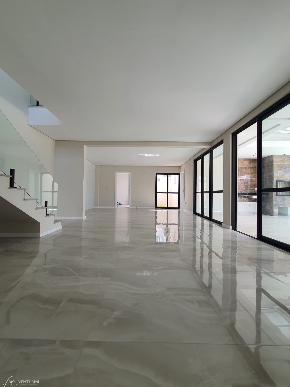 Casa à venda com 3 quartos, 228m² - Foto 16