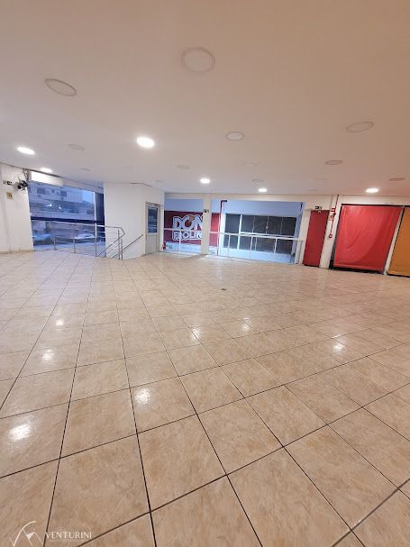 Loja-Salão para alugar, 230m² - Foto 1